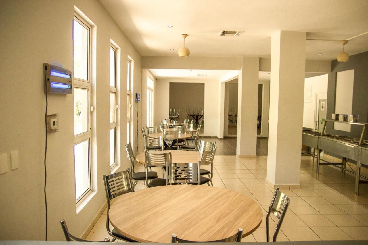 Cancun Tennis Inn Канкун Екстер'єр фото