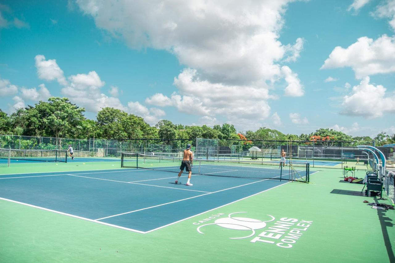 Cancun Tennis Inn Канкун Екстер'єр фото