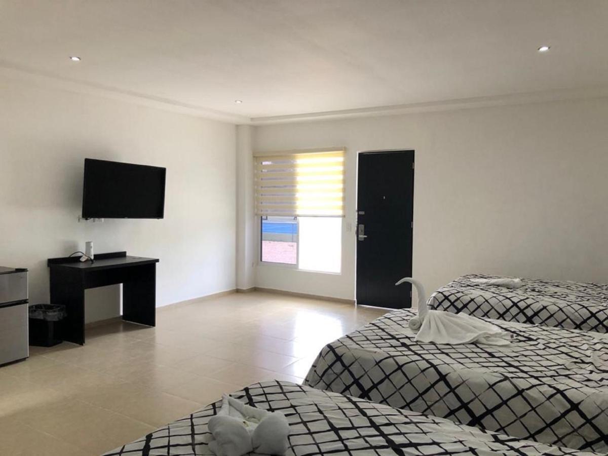 Cancun Tennis Inn Канкун Екстер'єр фото